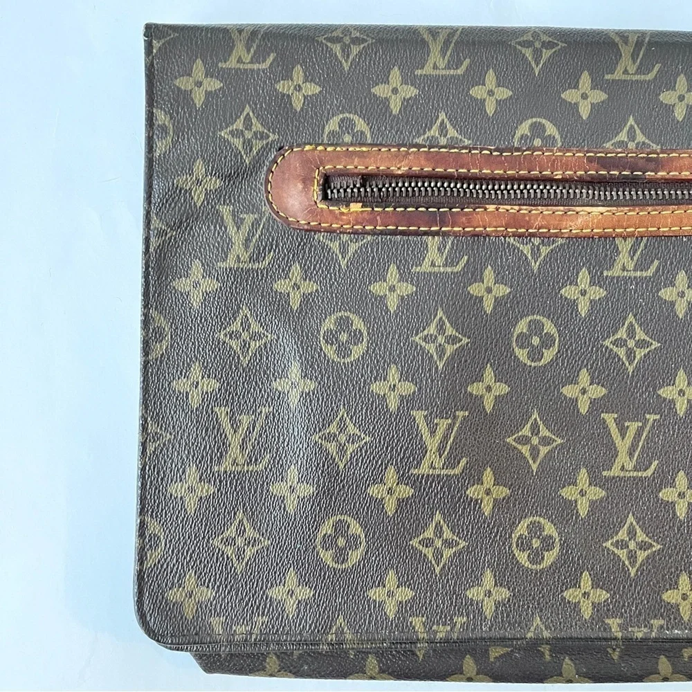 Louis Vuitton Vintage 80s Monogram Document Folding Laptop Portfolio Clutch